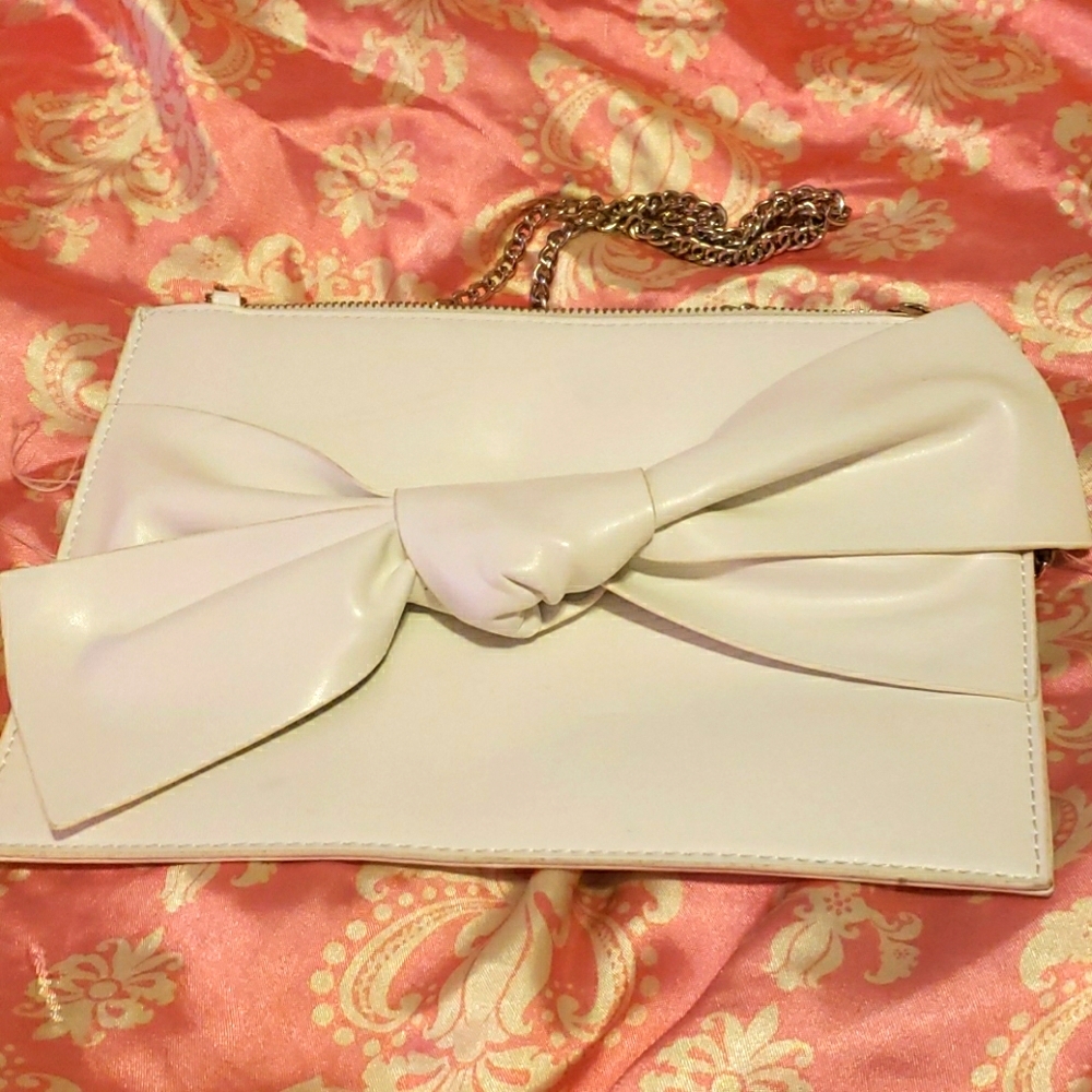 Crossbody purse